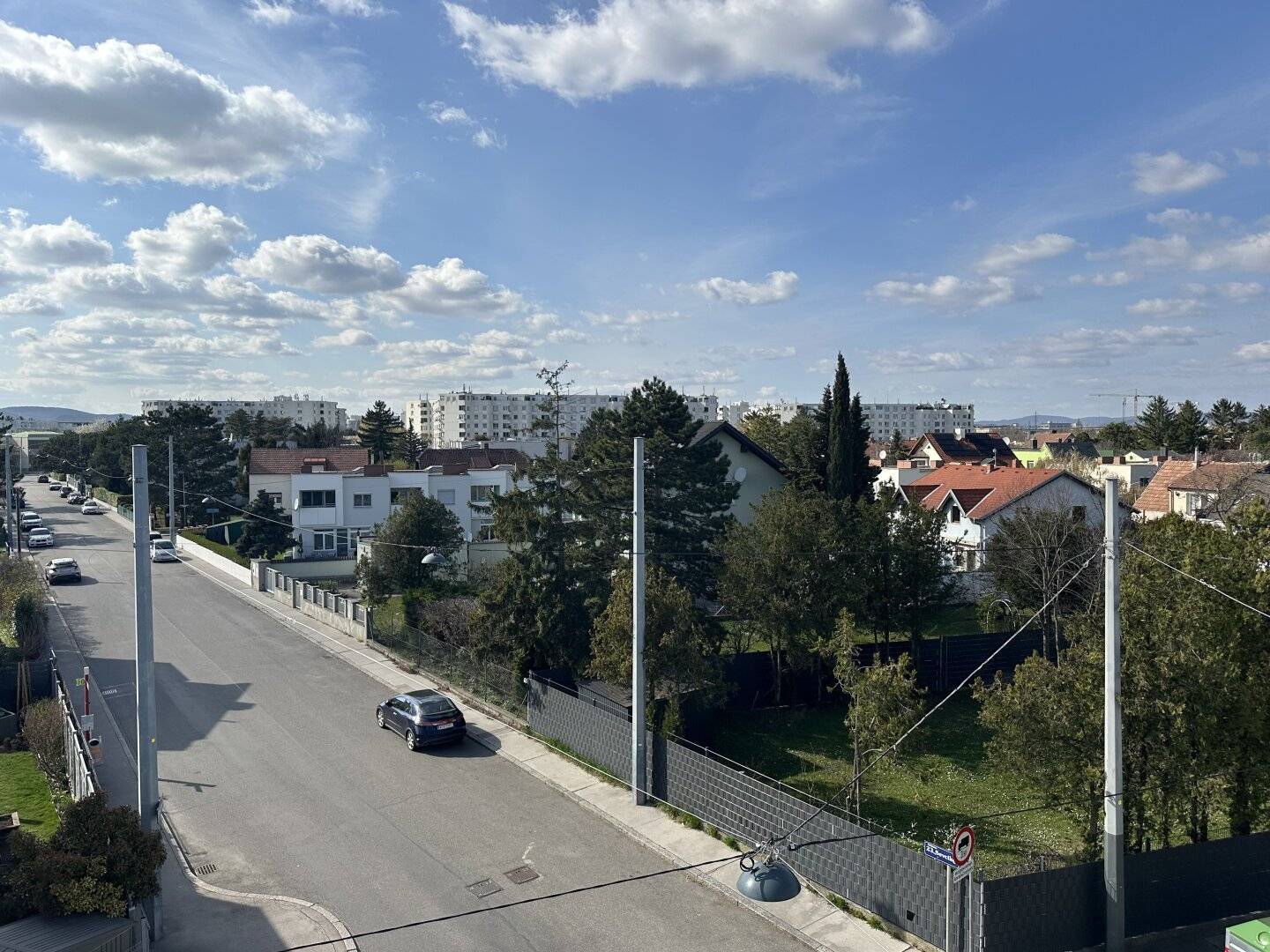 Top Anbindung- 5 Minuten zur U6 Perfekta Strasse, Ruhelage PUR-Sonnenbalkon