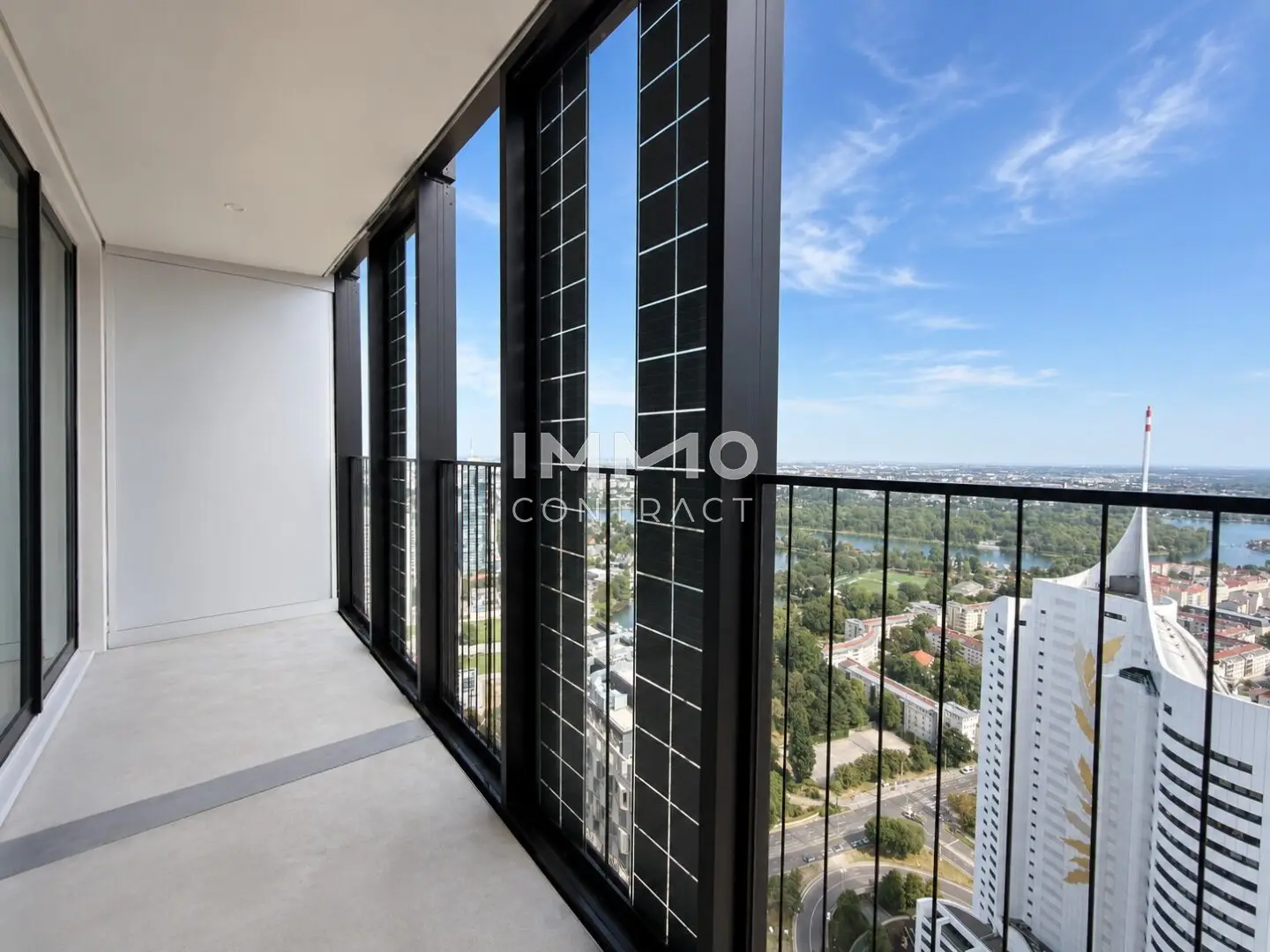 DC2 Tower: SKY RESIDENCES - 32. Etage mit 10sqm Loggia ERSTBEZUG