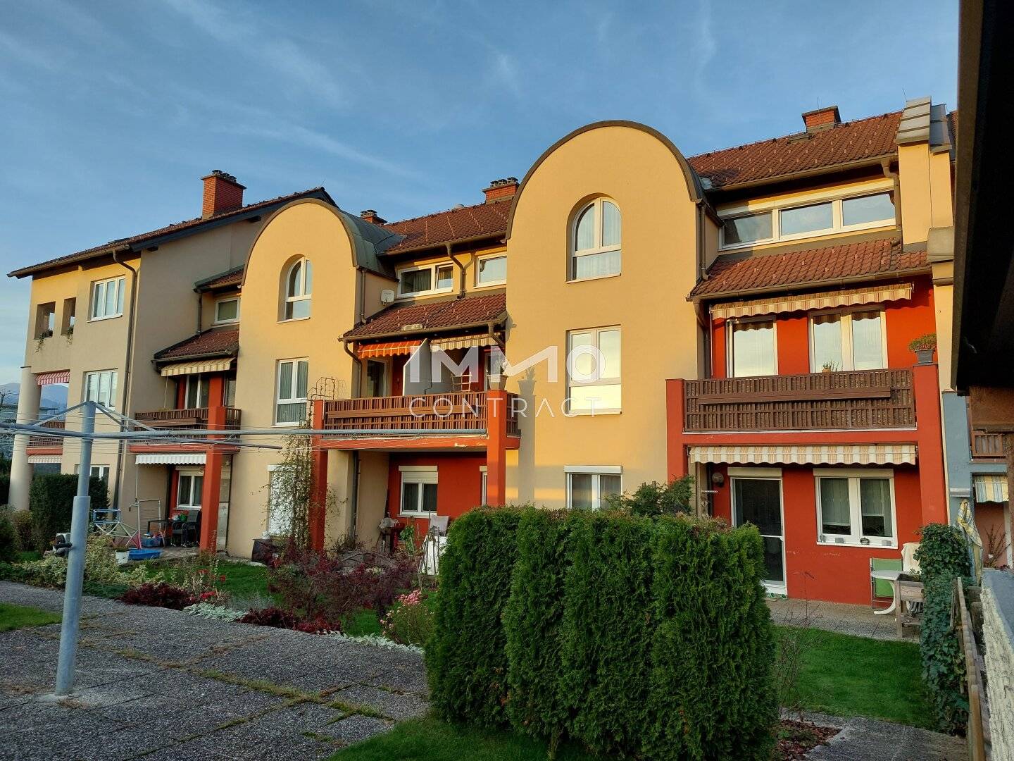 GÜNSTIGE SONNIGE MAISONETTENWOHNUNG MIT LOGGIA UND CARPORT IN RUHIGER WOHNGEGEND IN KNITTELFELD