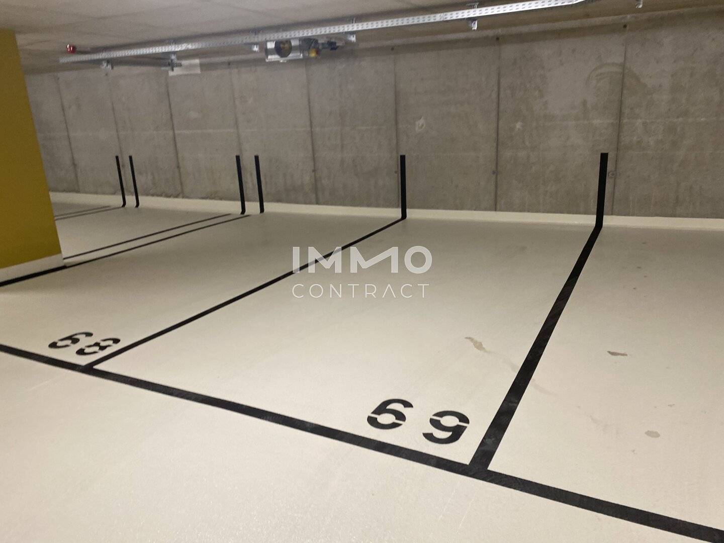 U3 Hütteldorferstraße  TIEFGARAGENPLATZ / Nähe S45 Breitensee