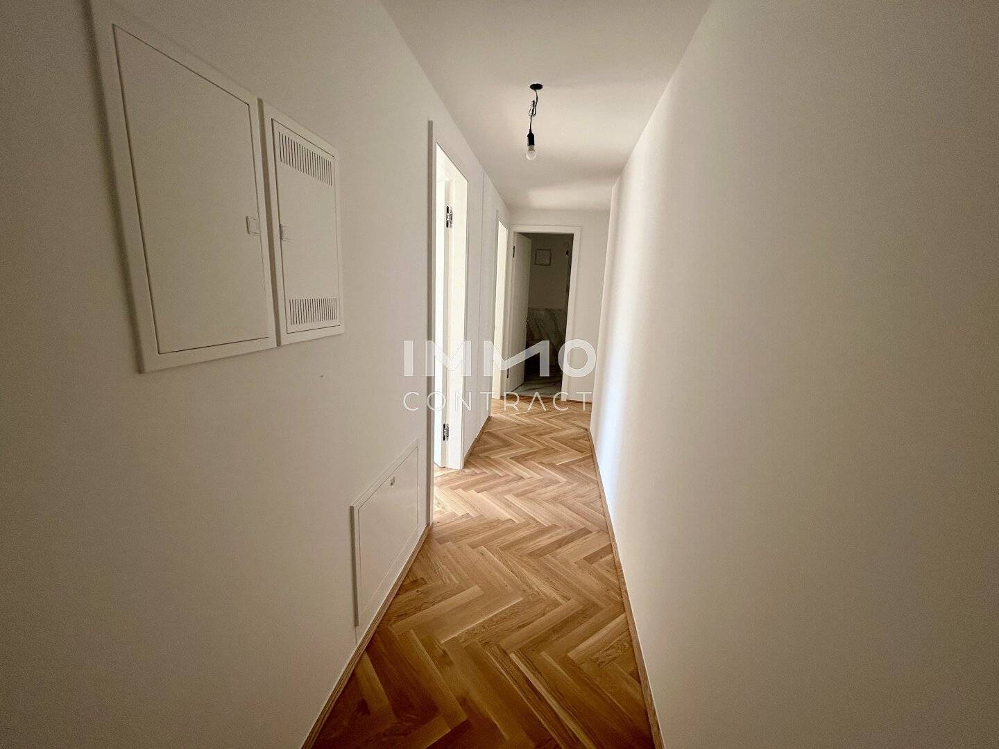 Ideal für Familien und Hund - 3 Zimmer Wohnung mit ca. 194m² großem Eigengarten!