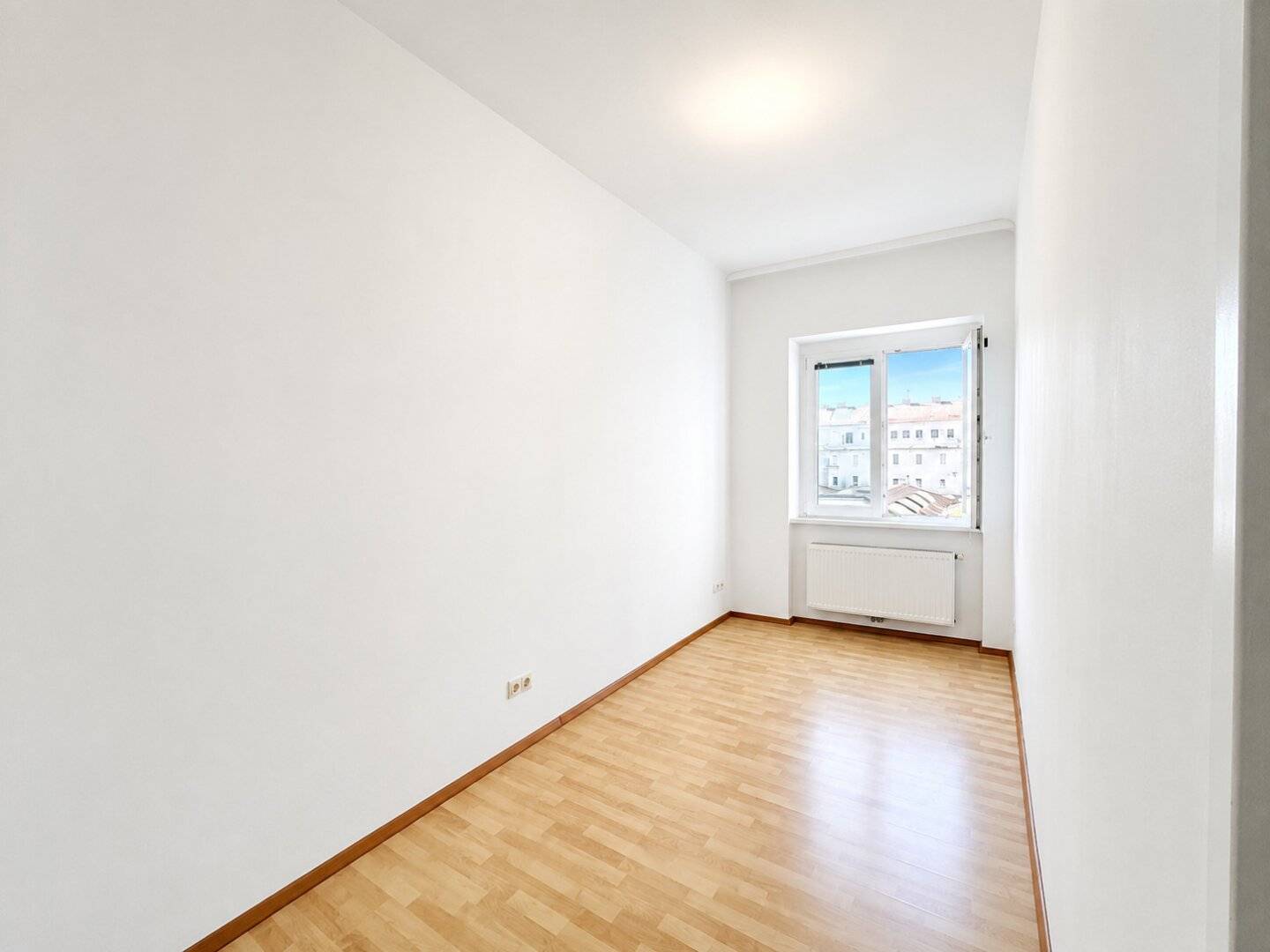 SANIERTE NEUBAUWOHNUNG | 3. Liftstock | 2 Zimmer | ca. 52 m² | WG-geeignet
