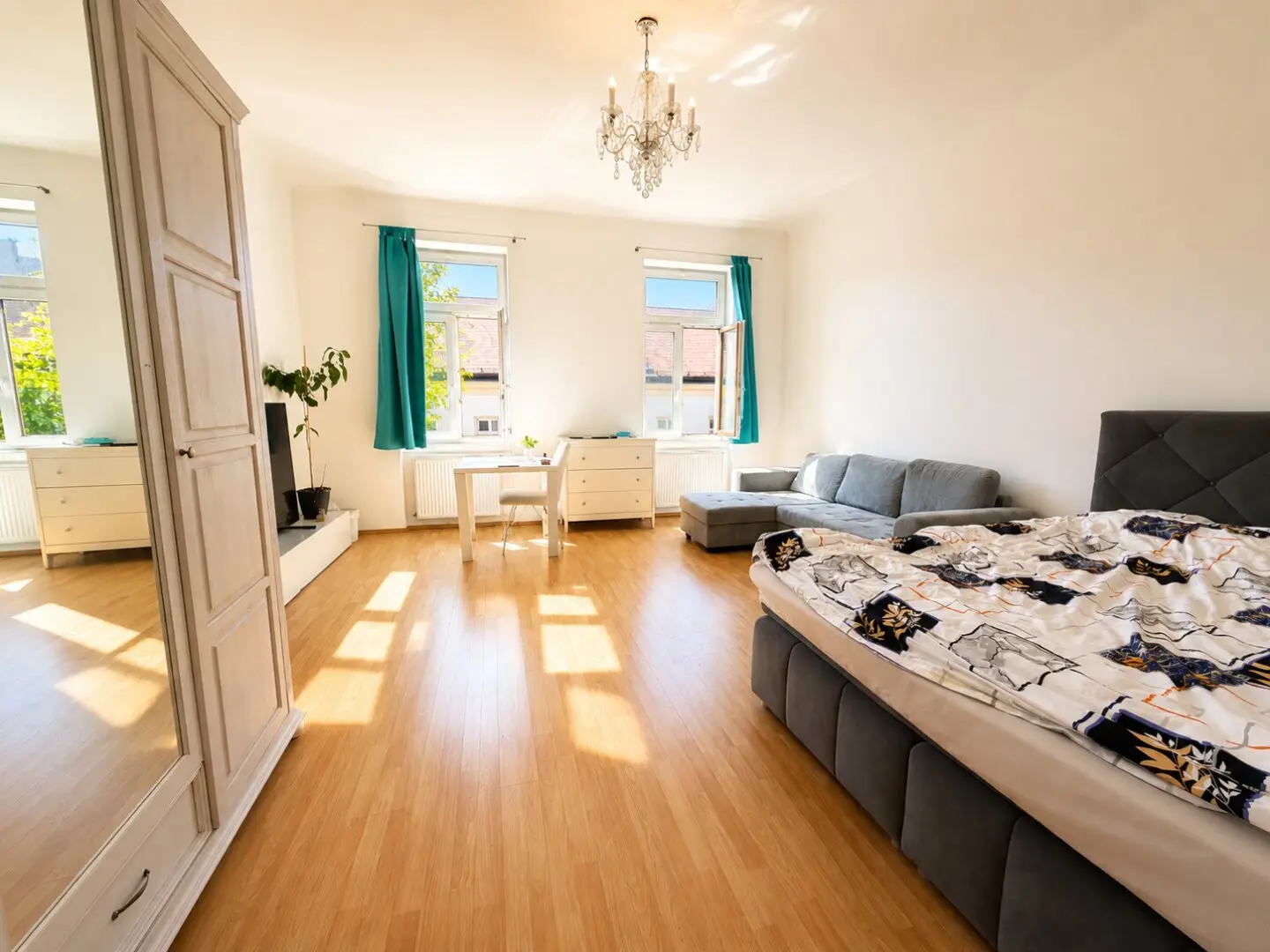 SUPER PREIS | 1-Zimmer-Wohnung | 35 m² | Stadtblick | zentrale Lage | U-Bahn