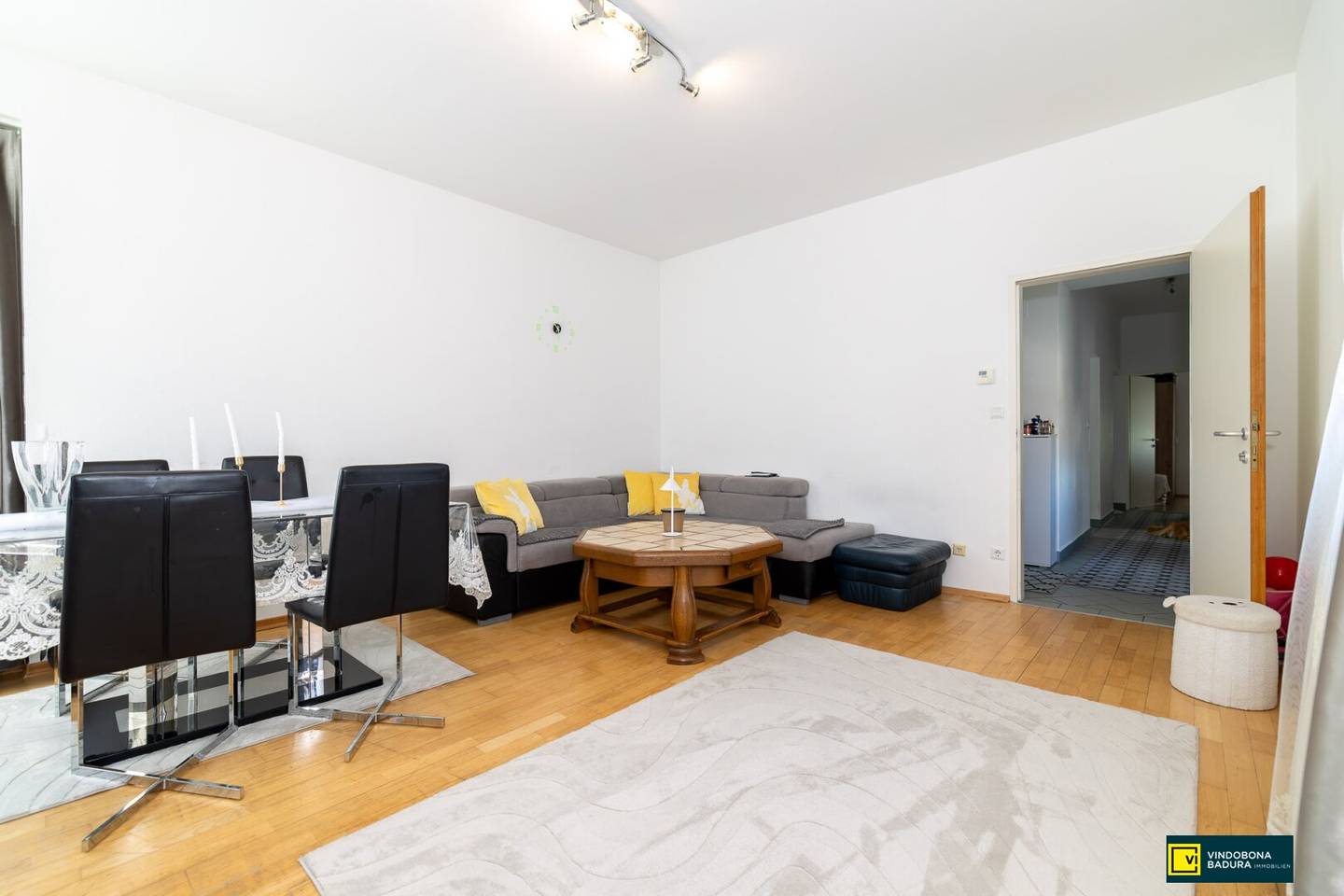 3-Zimmer Wohnung mit Gartennützung. Dachbodenausbau möglich. Niedrige Betriebskosten!