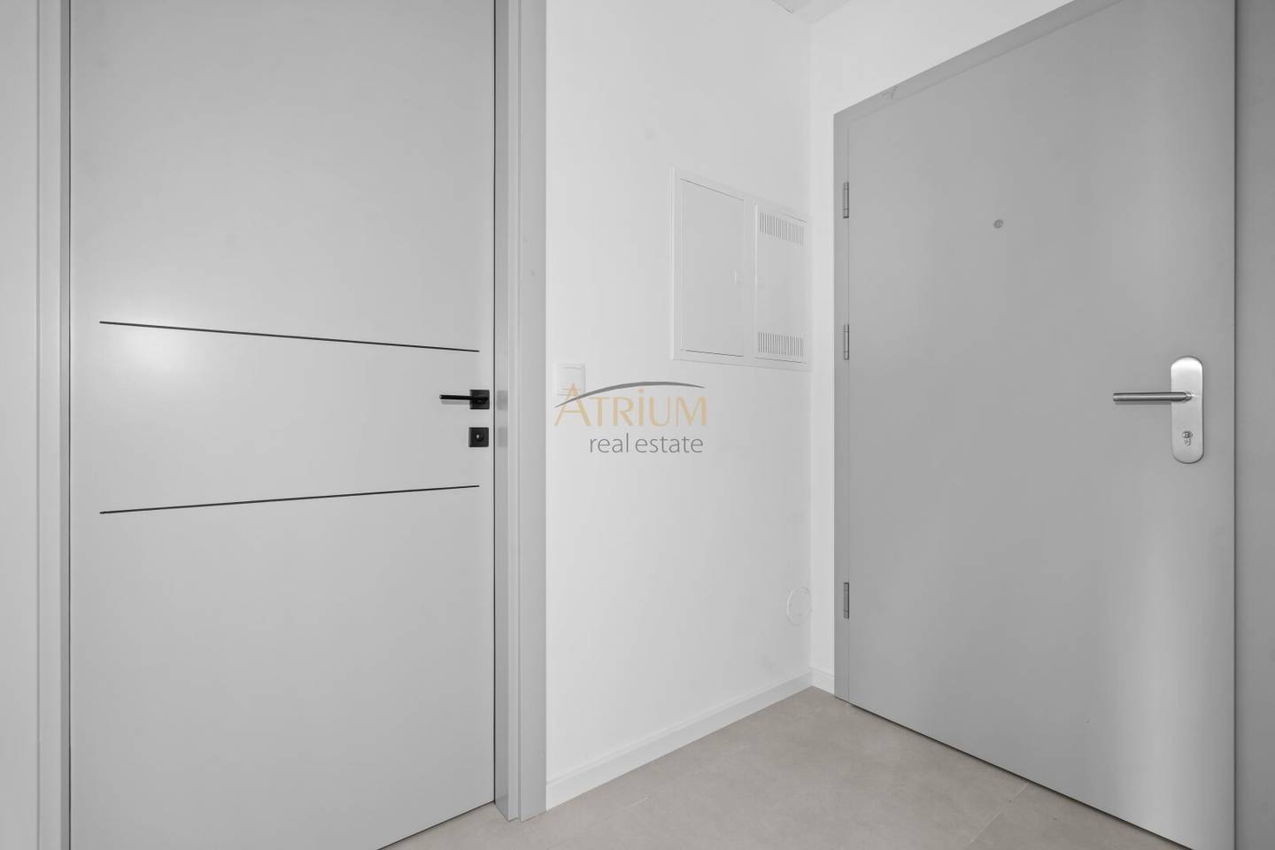 Wunderschöne Wohnungen dank attraktivem Preis, hochwertiger Ausstattung. Eine seltene Kombination aus Stil, Lage und Investmentpotenzial. NEUBAUPROJEKT – PENTHOUSE & EIGENTUMSWOHNUNGEN – ERSTBEZUG