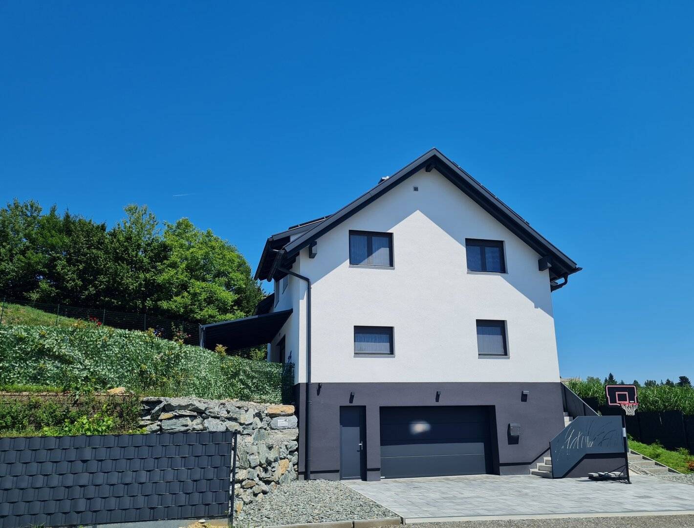 Sonniges NEUBAU-Haus in hochwertiger Ausführung mit Pool in Schiefling am Wörthersee