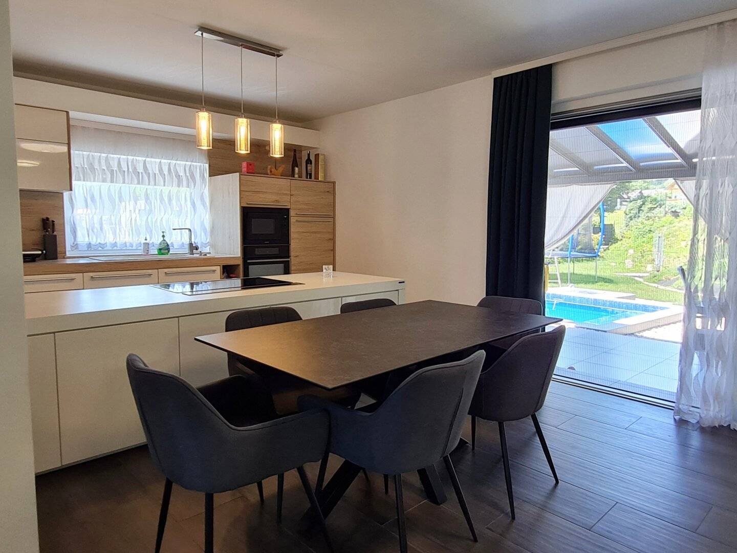 Sonniges NEUBAU-Haus in hochwertiger Ausführung mit Pool in Schiefling am Wörthersee