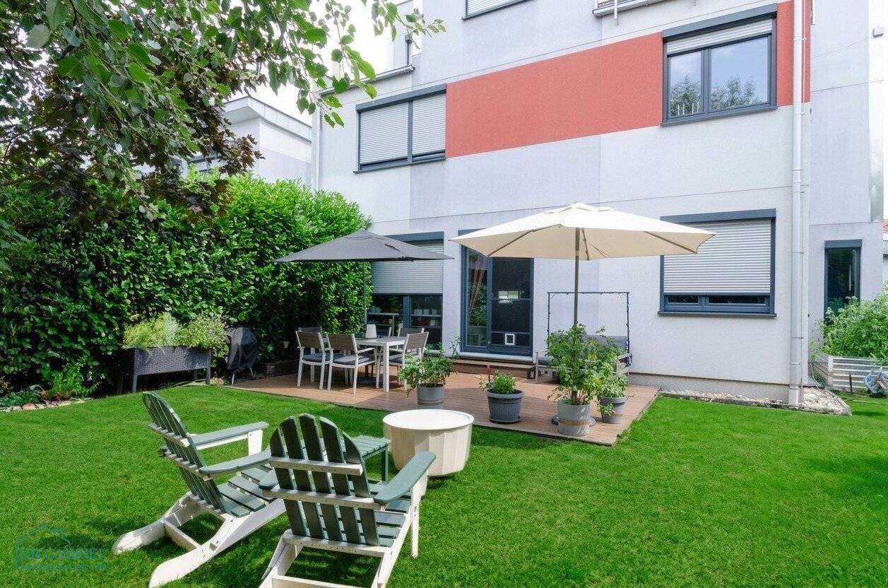 EINFAMILIENHAUS MIT CHARMANTEM GARTEN AM BRUCKHAUFEN/ DONAUPARK