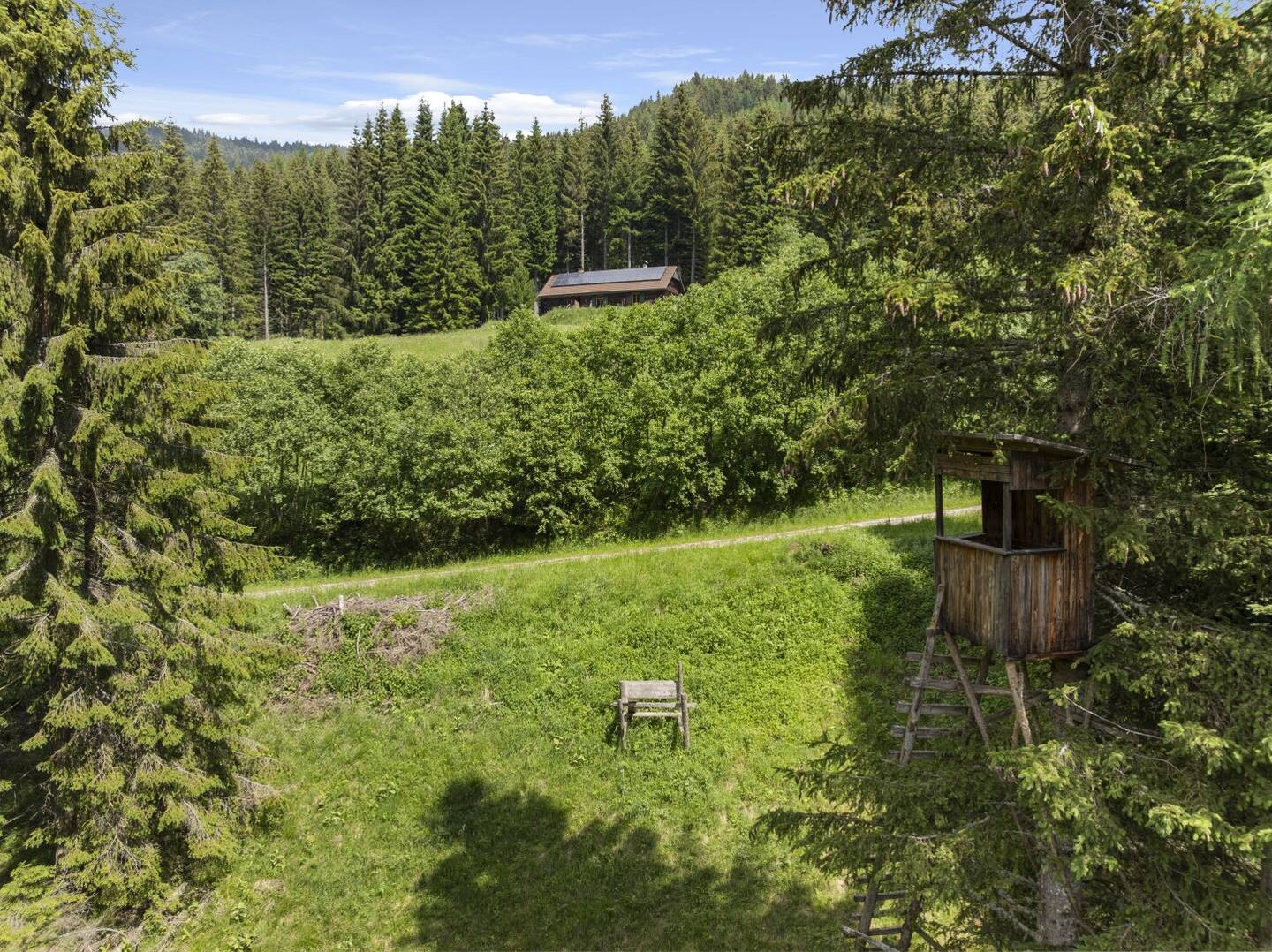 Ein Tal nur für Sie - Exklusives Naturanwesen mit Eigenjagd