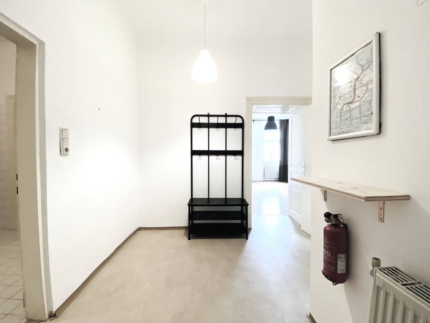 CHARMANTE ALTBAUWOHNUNG IN RENOVIERTEM JAHRHUNDERTWENDEHAUS - NÄHE U3