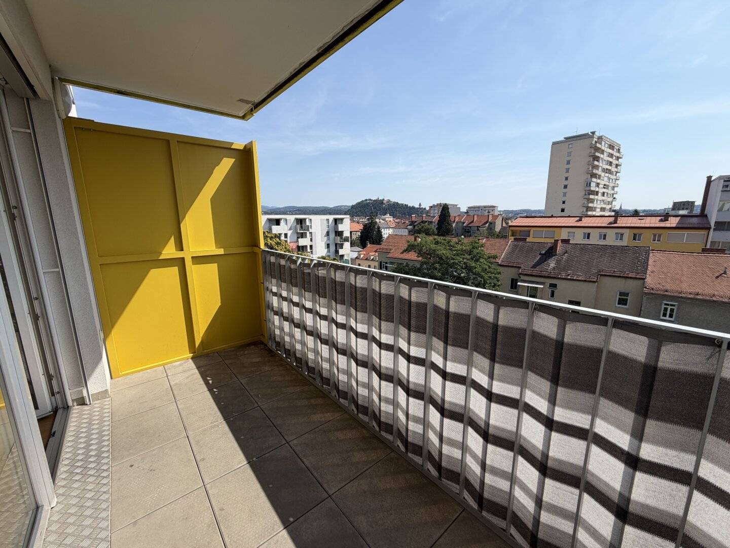 3 Zimmerwohnung Innenhoflage mit Balkon   - unbefristeter Mietvertrag