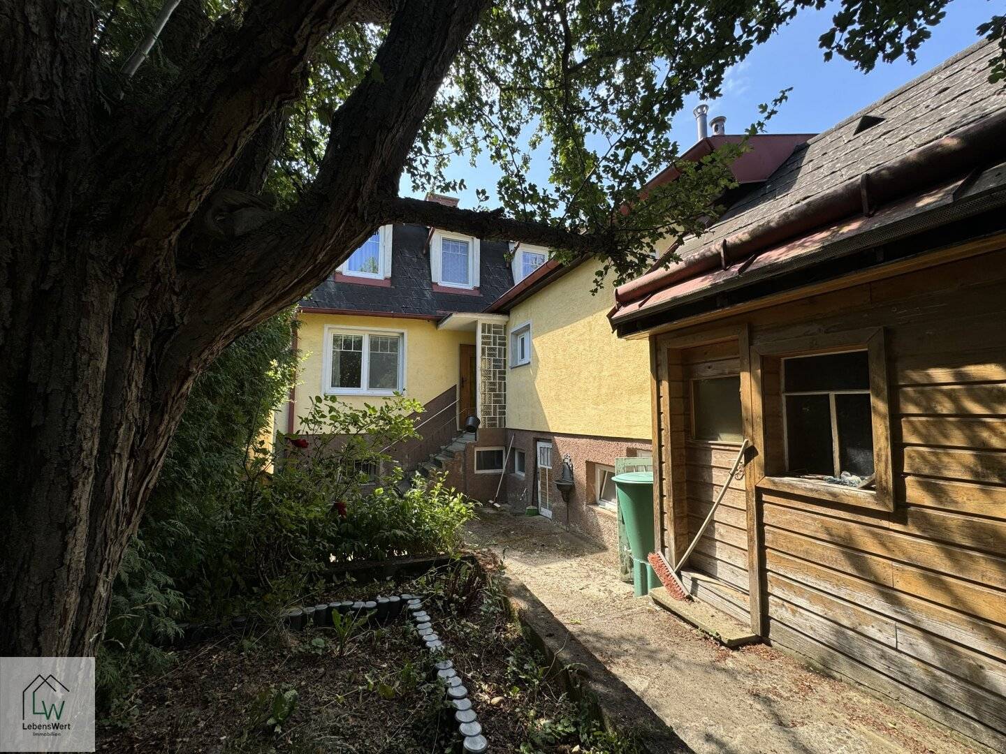 Familienidylle in Hietzing – Ihr neues Zuhause mit 713 m² Garten in absoluter Ruhelage
