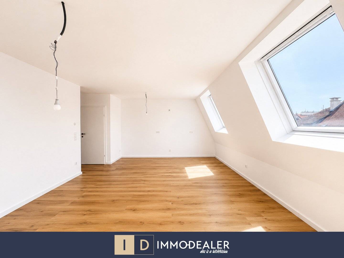 ** ERSTBEZUG DACHGESCHOSS WOHNUNG IN OTTAKRING MIT BLICK AUF WIEN - HERZLICH WILLKOMMEN  **