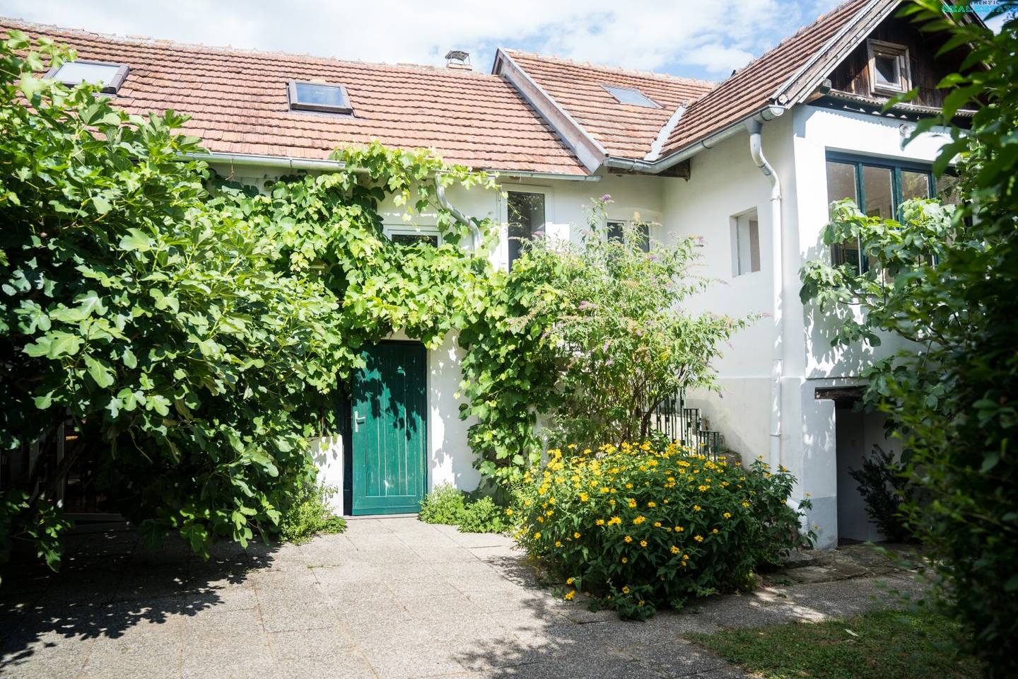 Etwas ganz besonderes - Vierkanthof mit Werkstatt und reichlich Platz