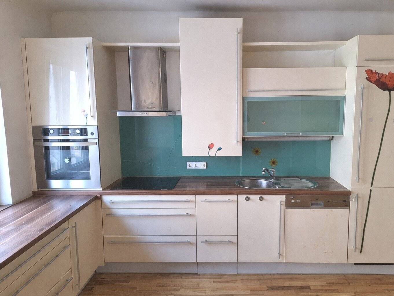 Helle 2-Zimmer Wohnung, Gebäude komplett saniert, ruhige Lage