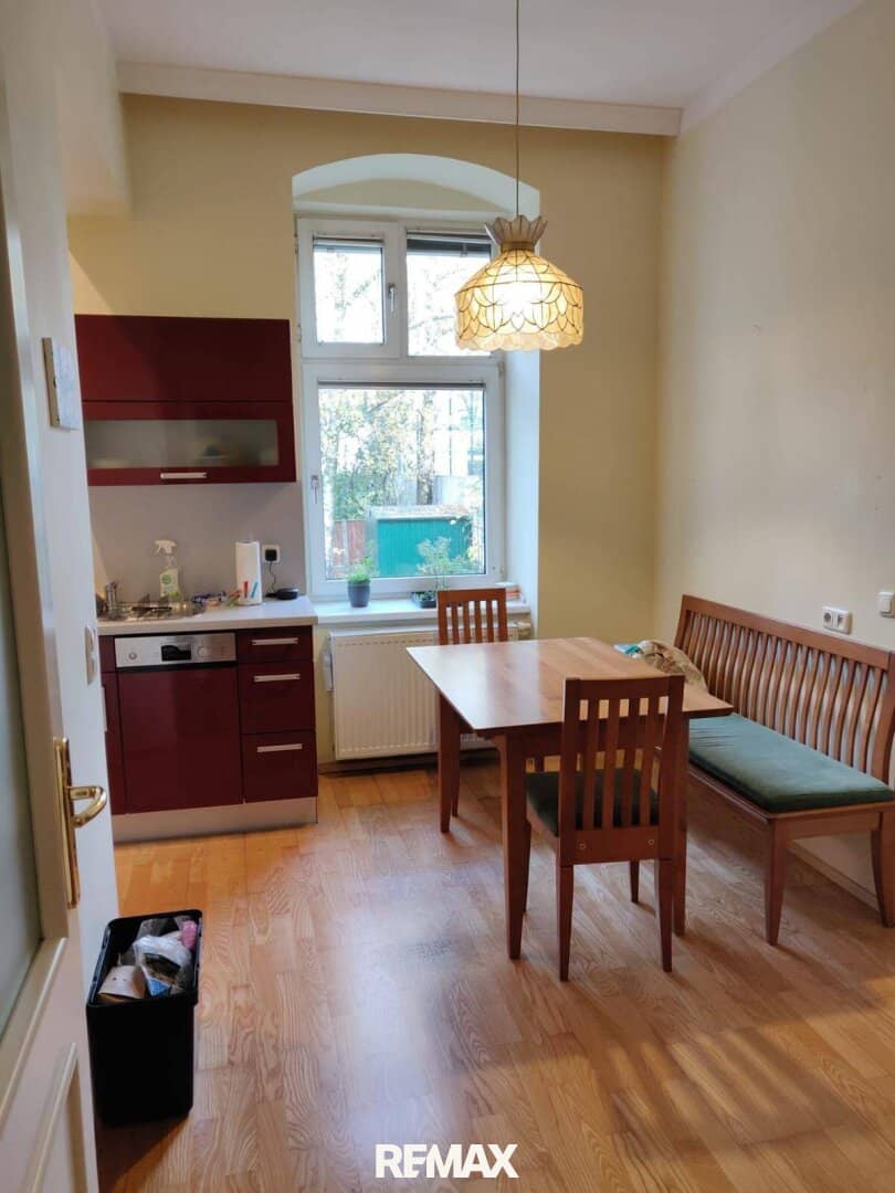 Anleger aufgepasst - 2 Einheiten in einem sehr schönen Stadthaus, beide vermietet