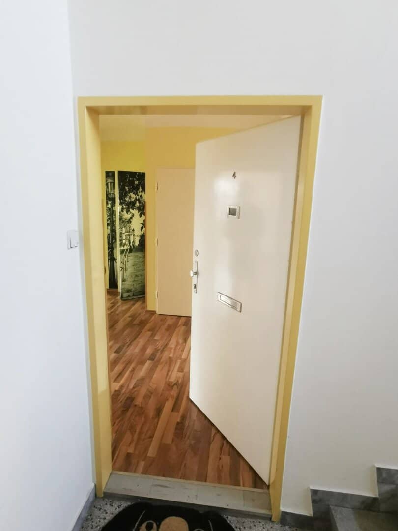 Charmante 2-Zi-Wohnung mit Südbalkon und Grünblick in Schwechat