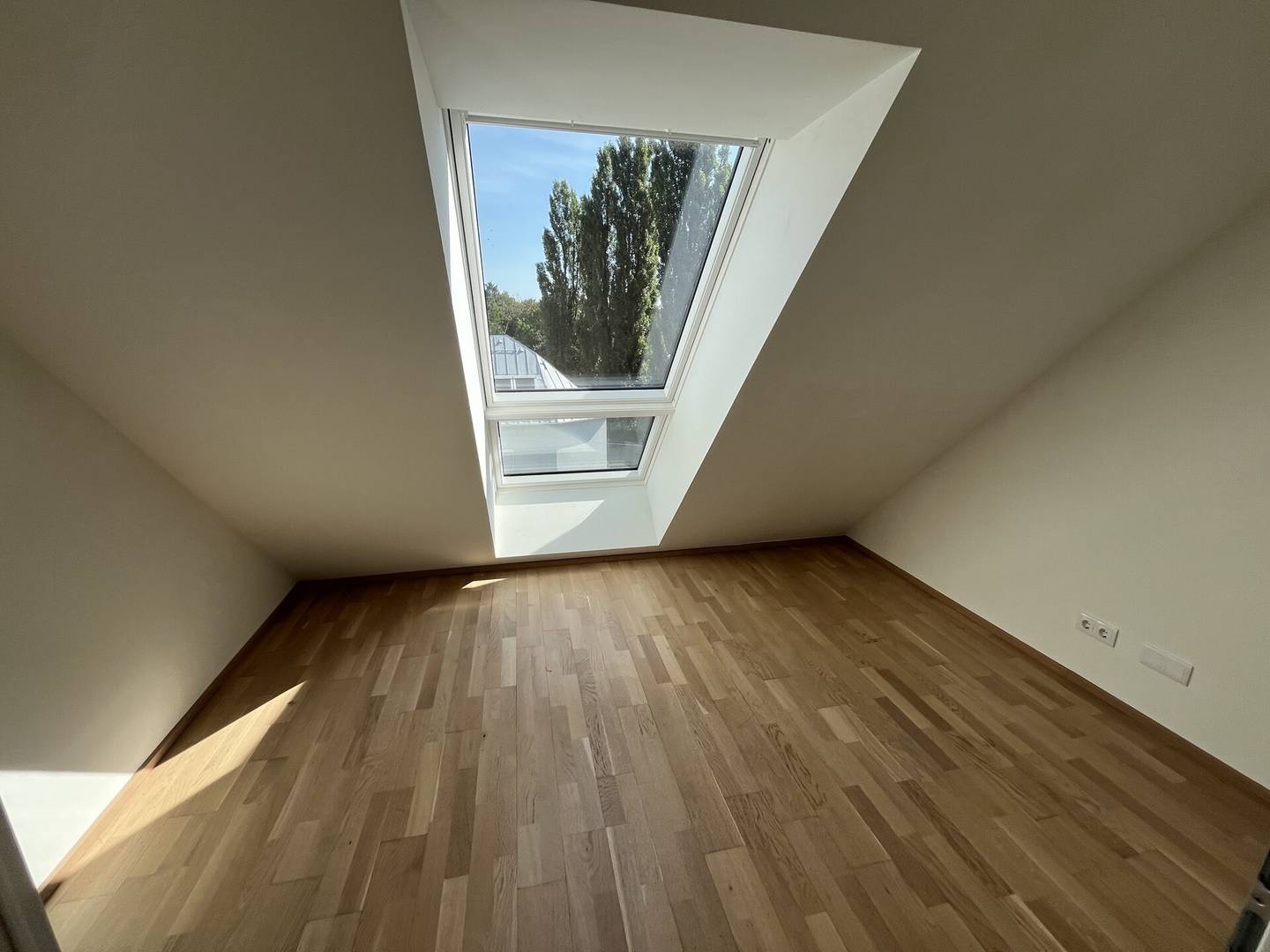 3-Zimmer-Wohnung mit Terrasse & Klima - zu mieten in 1100 Wien Oberlaa