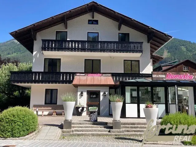 Attraktive Gewerbe- und Wohnimmobilie im Zentrum von Hinterstoder