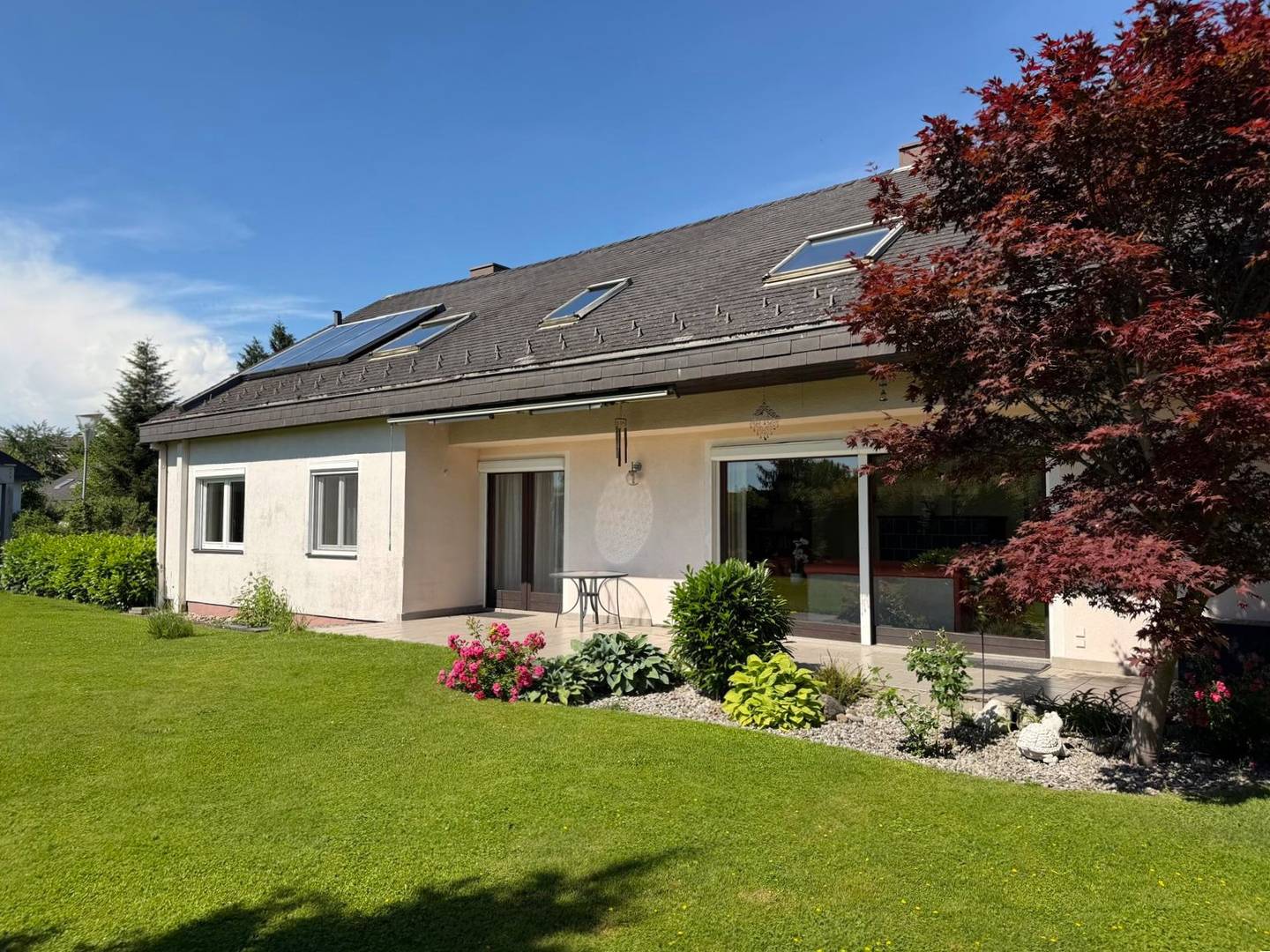 Großzügiges Haus in begehrter Lage