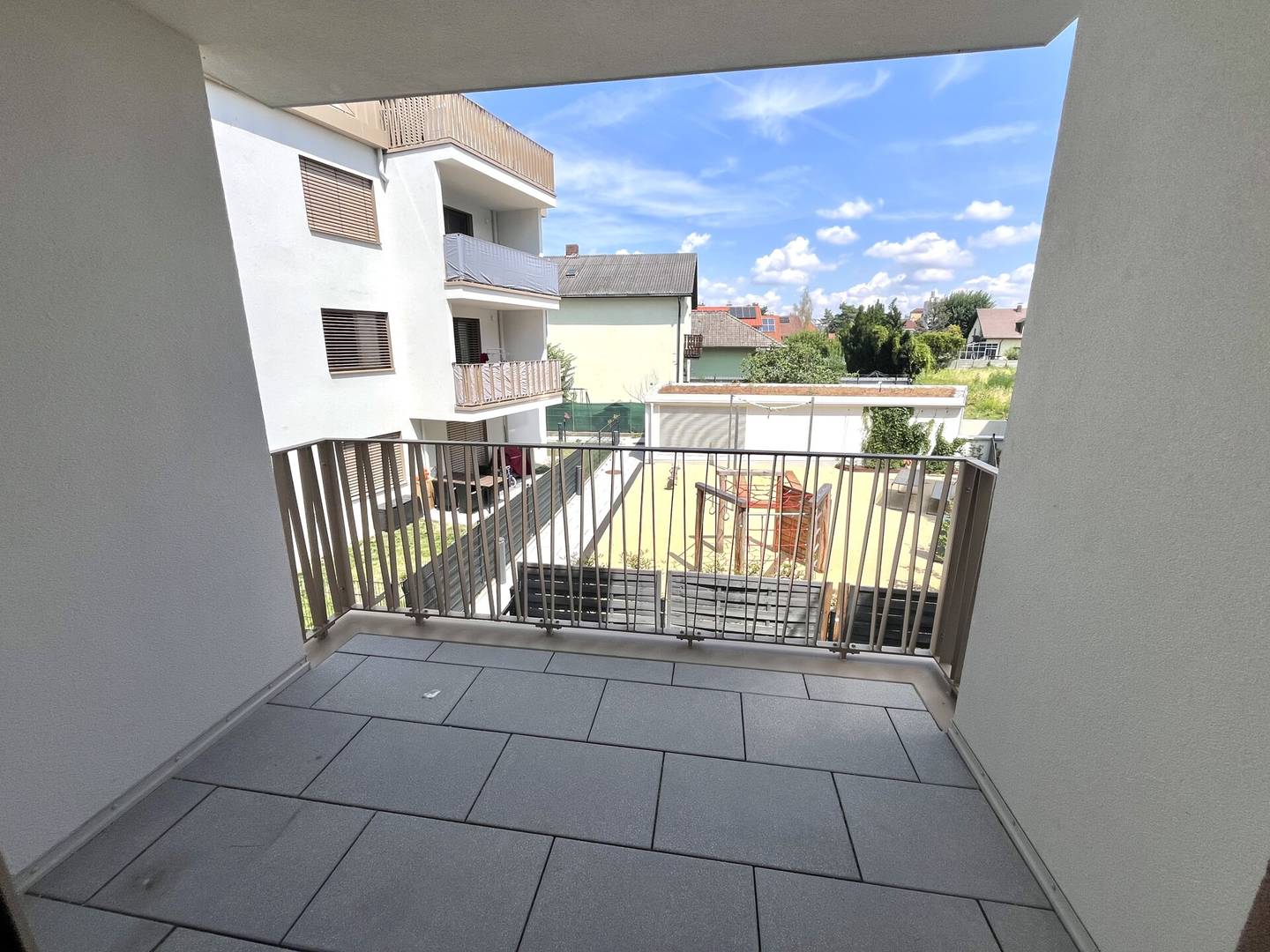 2-Zimmer-Wohnung mit Loggia im Innenhof- SOFORT in 1210 Wien zu mieten