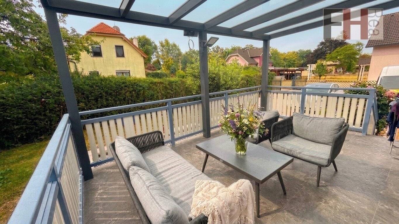 Neuwertiges Einfamilienhaus in Strasshof mit Garten, Garage und moderner Ausstattung!