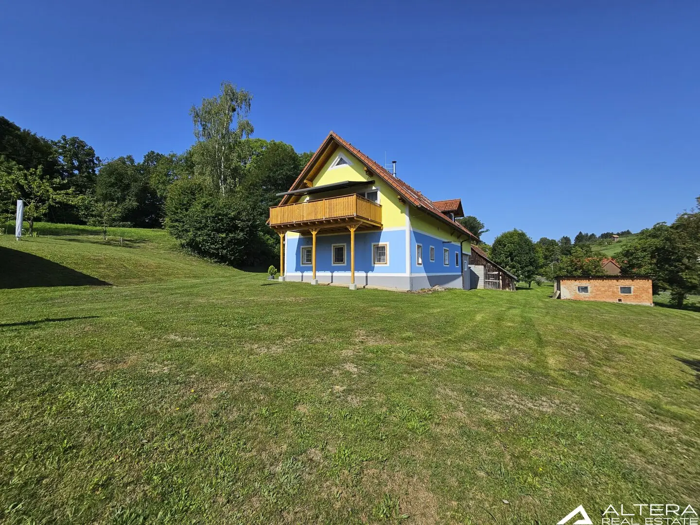 St.Peter am Ottersbach - Former Farm - Well Maintained Multifamily House with Several Outbuildings plus Large Open Land and Forest on Request