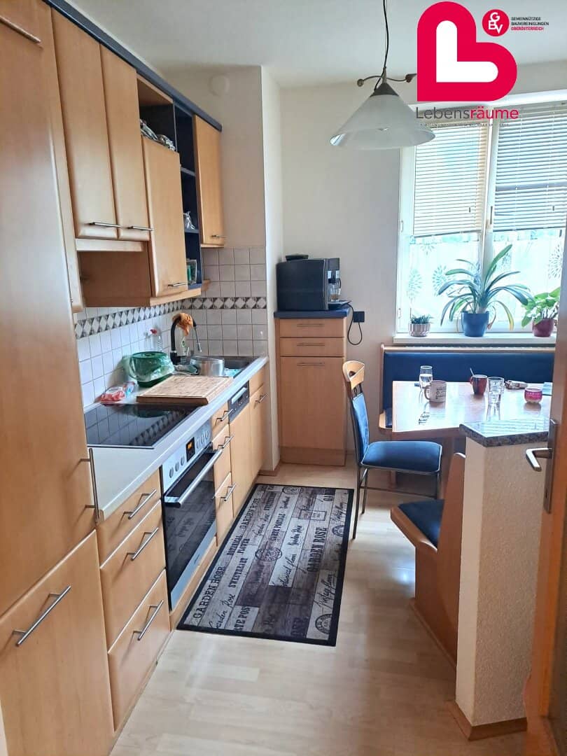 Sunny 3-room apartment with beautiful loggia