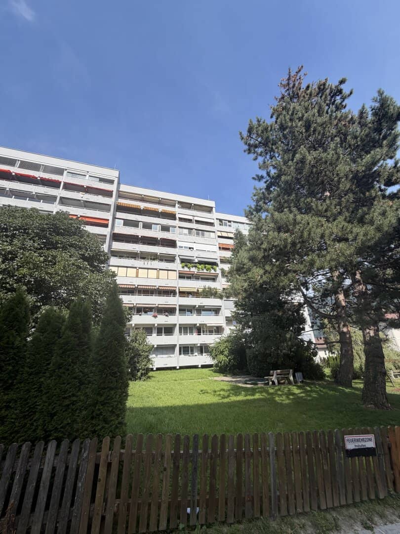 JENBACH - Sonnige, modernisierte 3 Zi.-Wohnung mit westseitiger Loggia zum Verkauf
