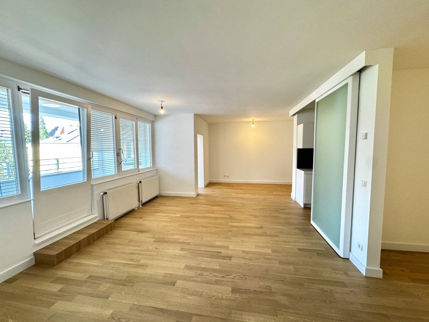 2 Zimmer - Innenstadtwohnung mit Loggia in Innenhoflage - Nähe Schottentor