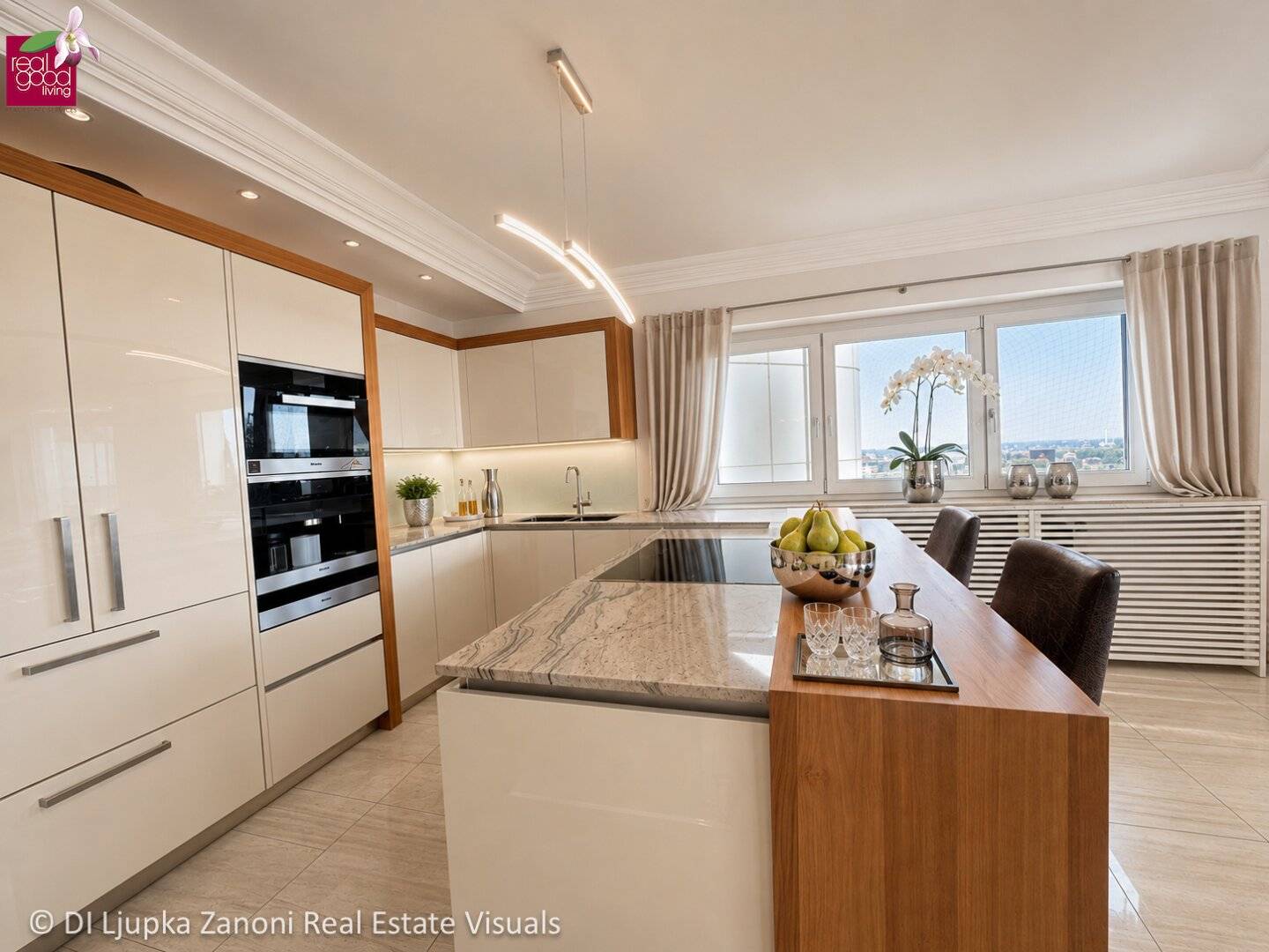 VIENNA ABOVE – HOCHHAUS NEUE DONAU SKY PENTHOUSE