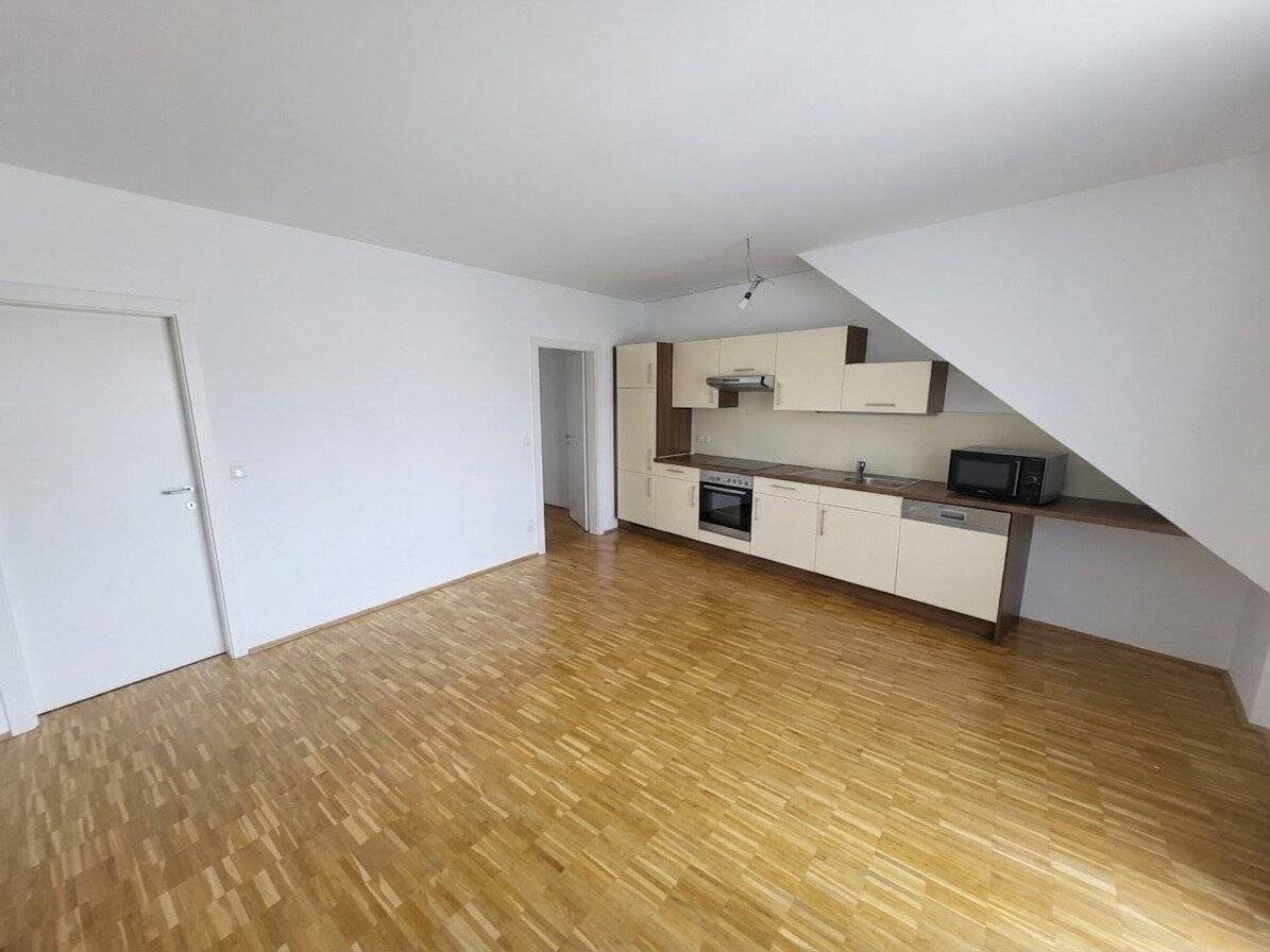 Moderne 3-Zi-Dachgeschoßwohnung mit Terrasse ruhiger Lage Graz Lend!