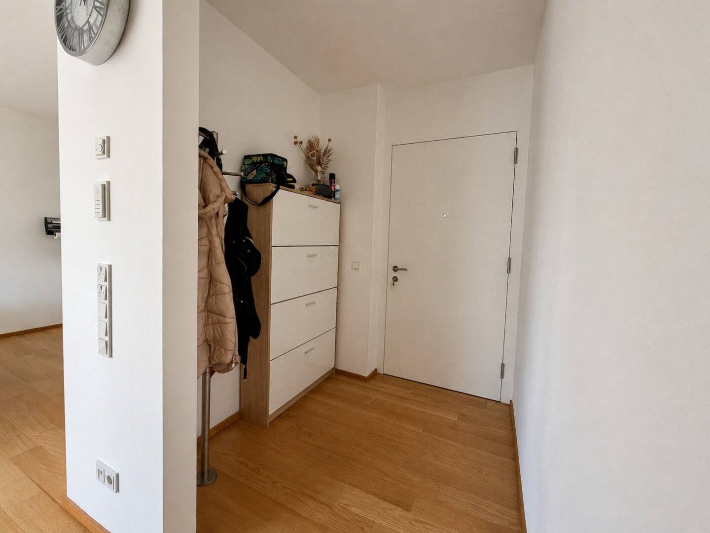 2-room apartment with loggia | central location