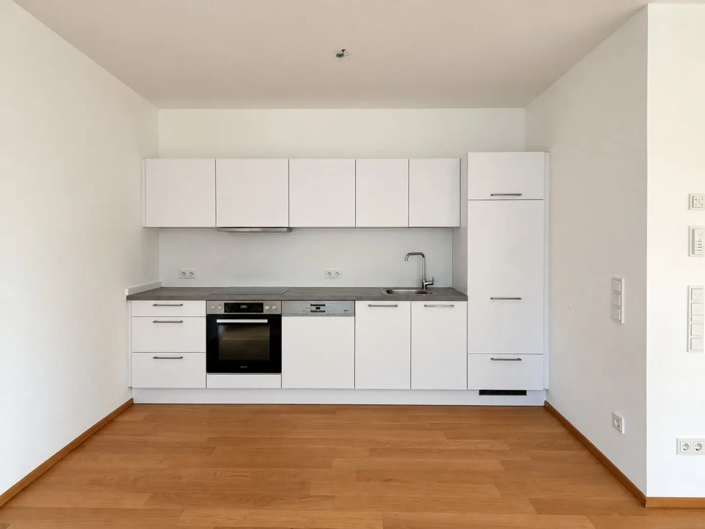 2-Zimmer Wohnung mit Loggia | zentrumsnah