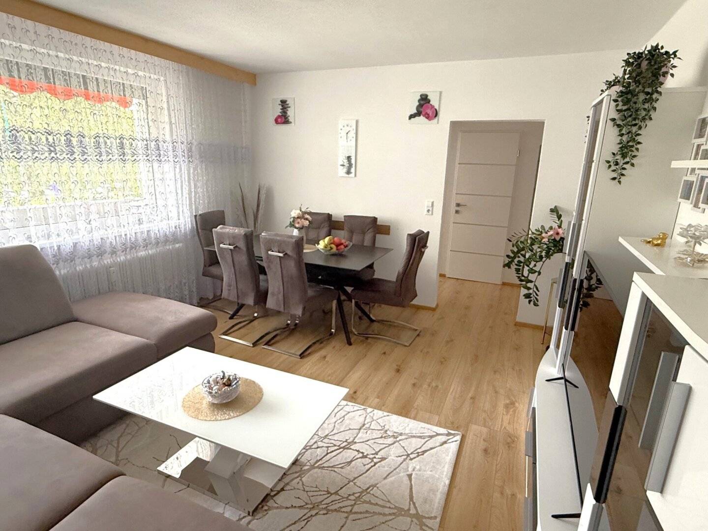 Sonnige Wohnqualität mit großzügigem Südbalkon – stilvolle 3-Zimmer-Wohnung in Rum