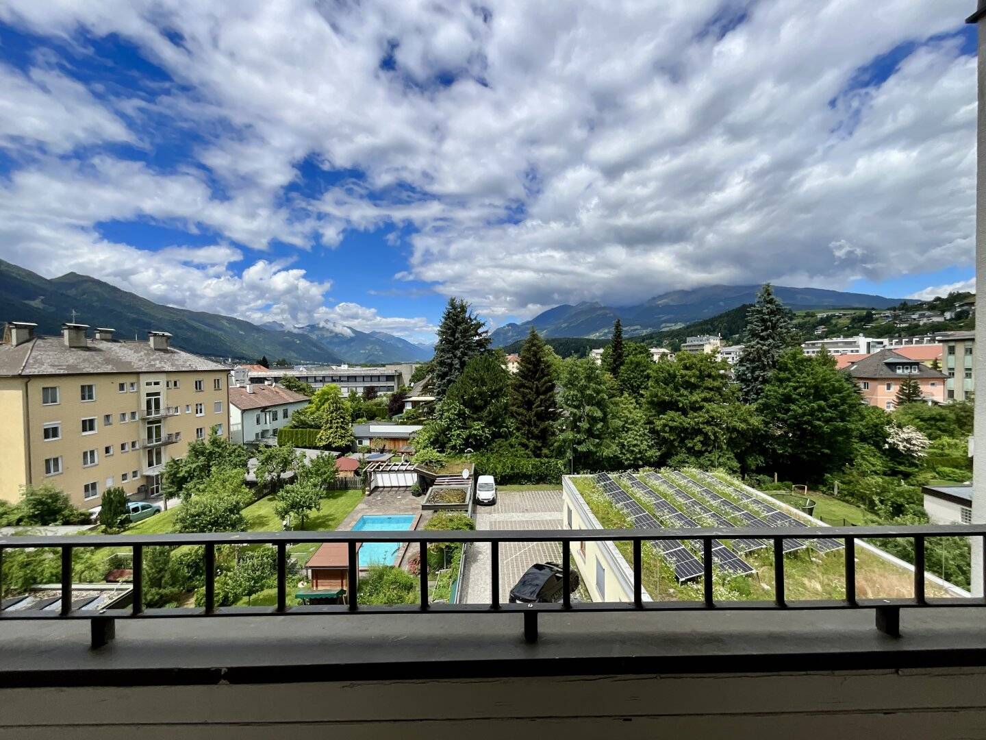 LIVING WITH PANORAMIC VIEW