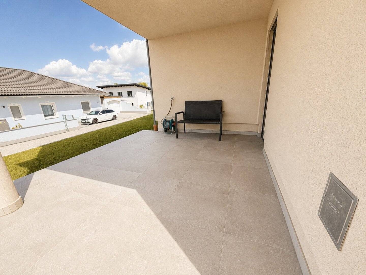 Moderne Wohnung mit großzügiger Terrasse 🏡