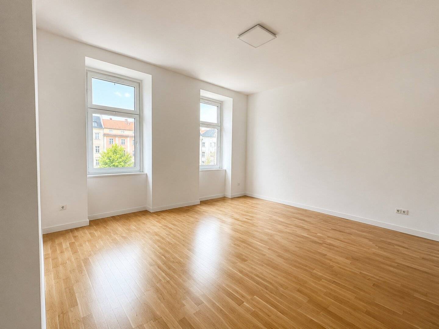 Gürtel reinterpreted – residential project of the highest class: high-quality renovated old building charm – state-of-the-art equipment &amp; perfect room layout