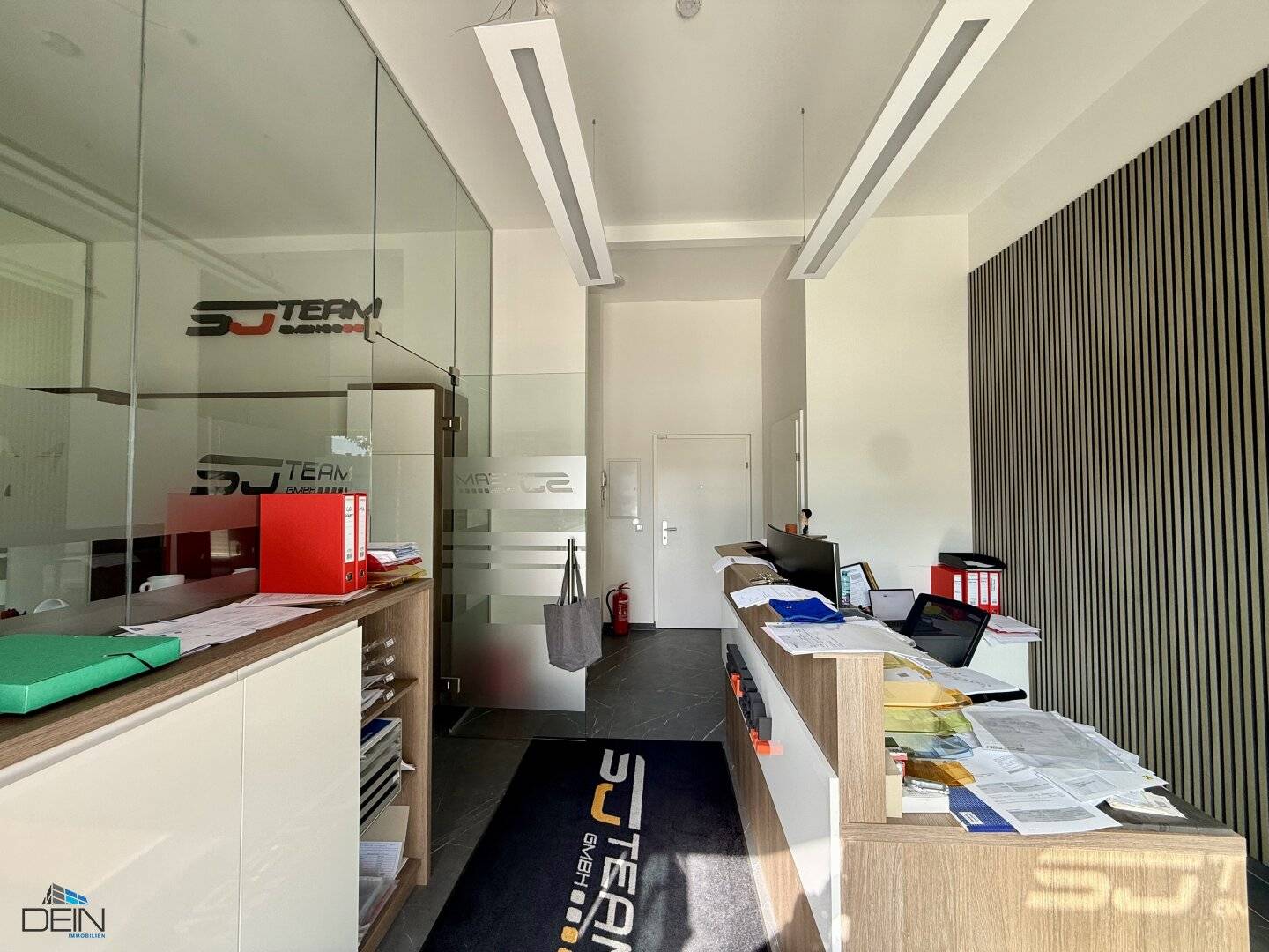 NEW! FURNISHED NEW BUILD OFFICE/RETAIL SPACE IN CENTRAL LOCATION!