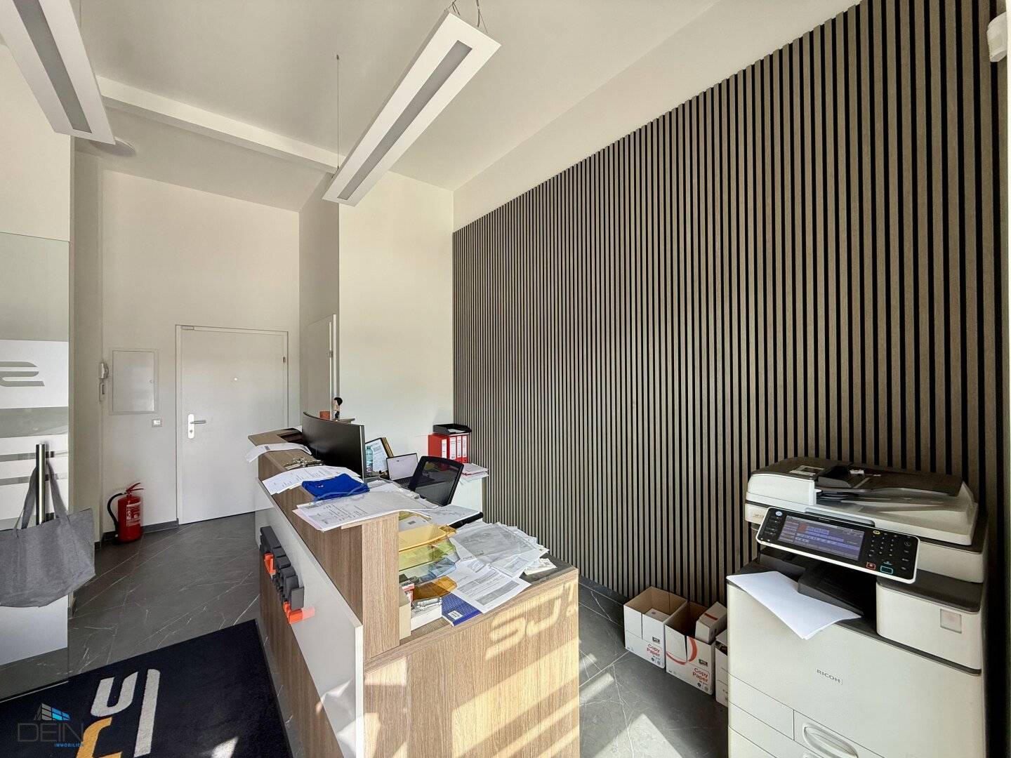 NEW! FURNISHED NEW BUILD OFFICE/RETAIL SPACE IN CENTRAL LOCATION!