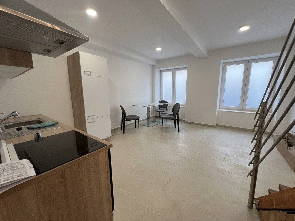 2-room office apartment in top location in 1090 Vienna, fully furnished 349,000