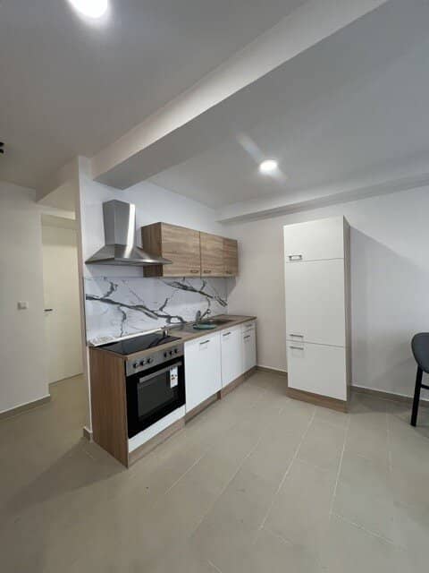 2-room office apartment in top location in 1090 Vienna, fully furnished 349,000