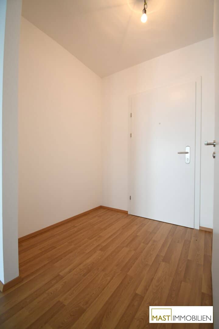 Ab sofort verfügbar - 2 Zimmer Balkon Wohnung inkl. EWE Einbauküche direkt in Spillern - Neubau Bj. 2019