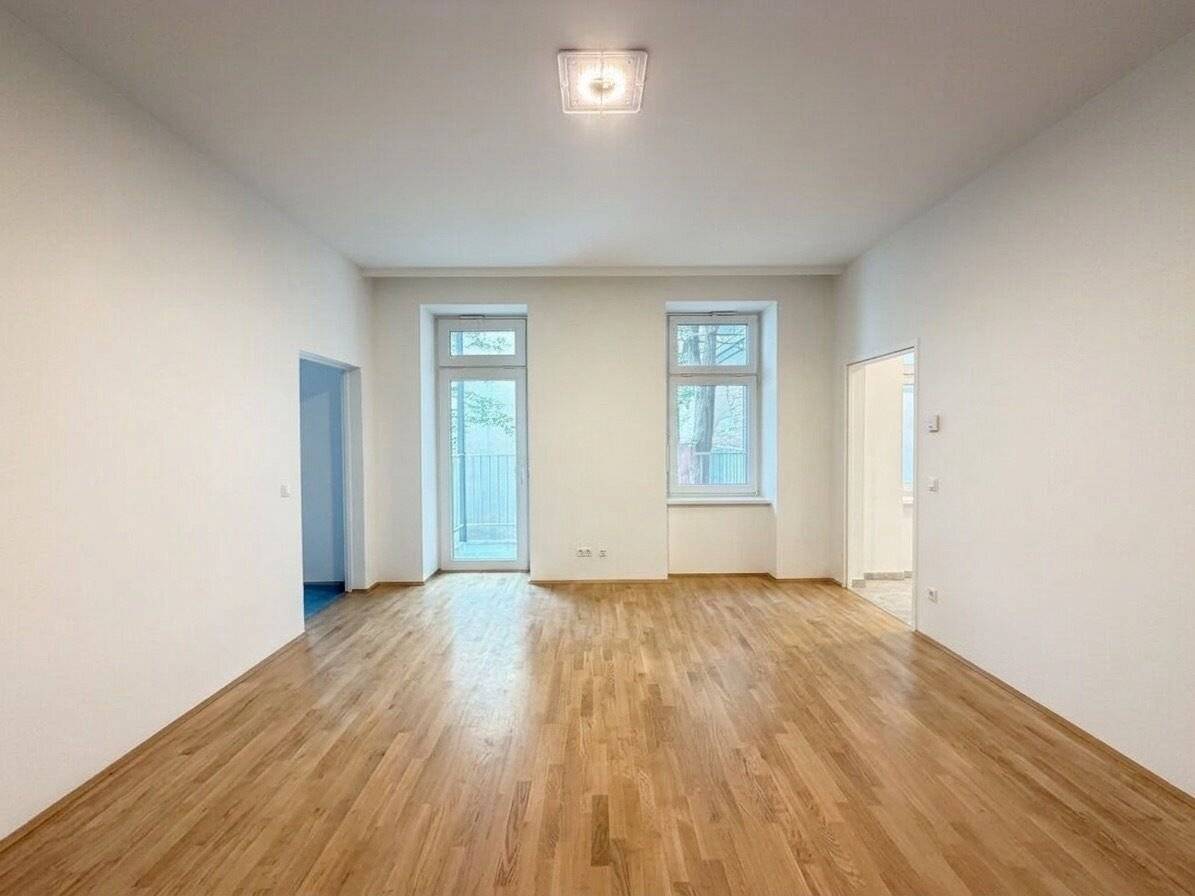 Gürtel neu interpretiert – ein Wohnprojekt der Extraklasse mit Weitblick: Urban, Zentral, Nachhaltig //Exklusiv sanierter Altbau mit Innenhofbalkon