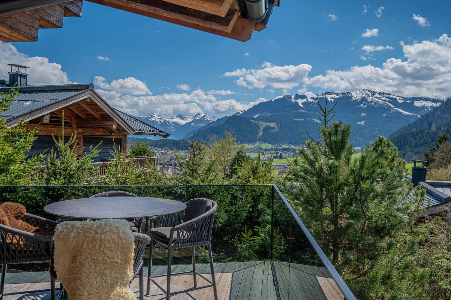Ferienwohnung im Chalet mit Sauna und großer Terrasse