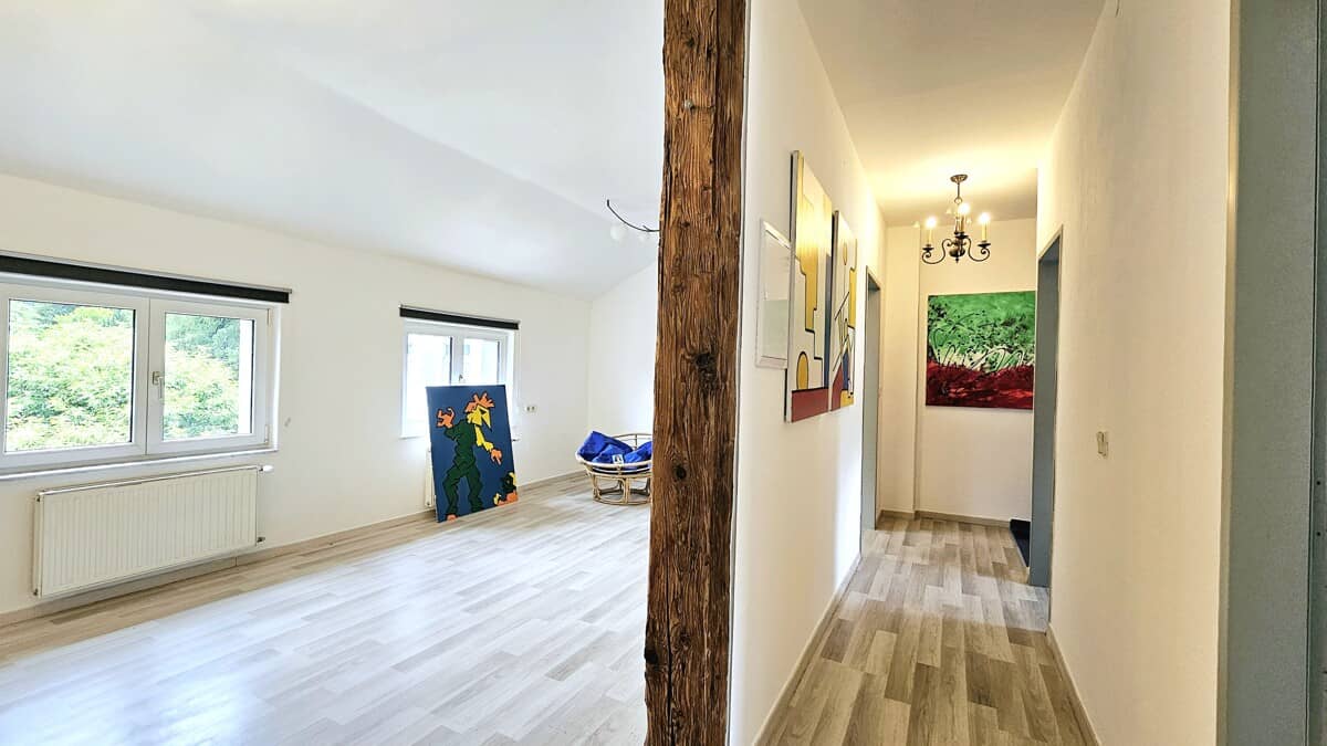 Charmante Maisonette-Wohnung mit 4 Schlafzimmern – ideal für Familien oder Studenten-WG - FH Nähe