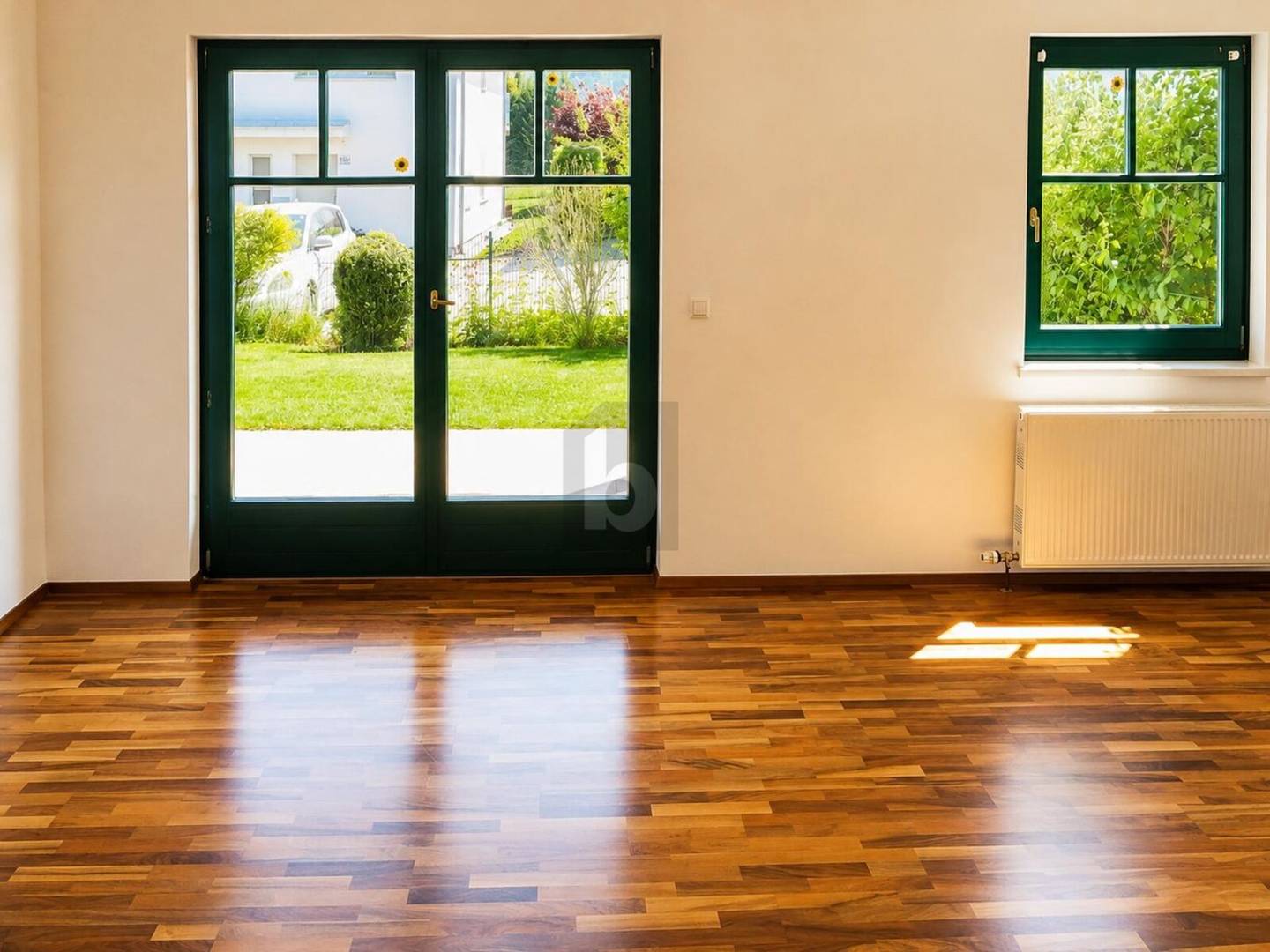 Erdgeschosswohnung with large private garden and lake view