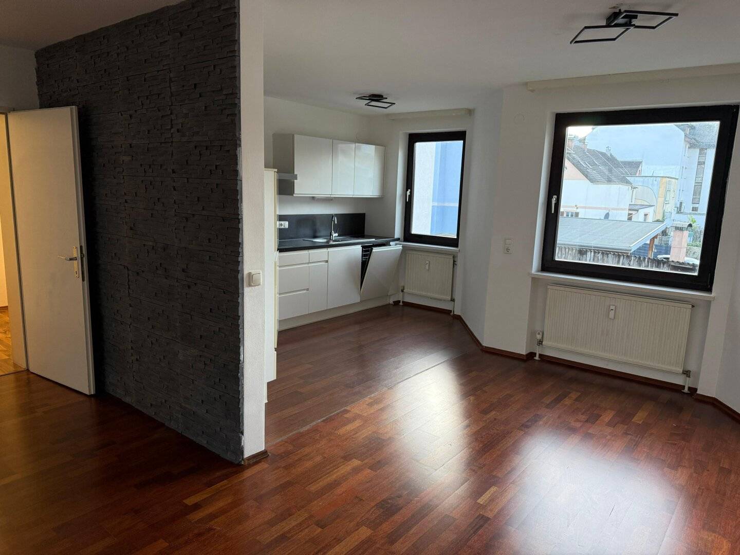 NEUER PREIS ! Helle 2-Zimmer-Wohnung mit Balkon in Bludenz für INVESTOREN