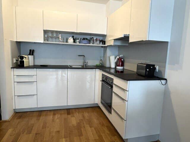 Moderne 2-Zimmerwohnung mit Balkon und Tiefgaragenplatz in Innsbruck-Arzl