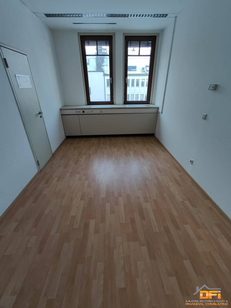 13-room office in good location near U6 &amp; Handelskai